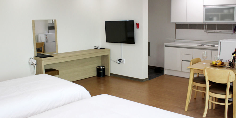 Hotel The Blue Jeju à Seogwipo Extérieur photo