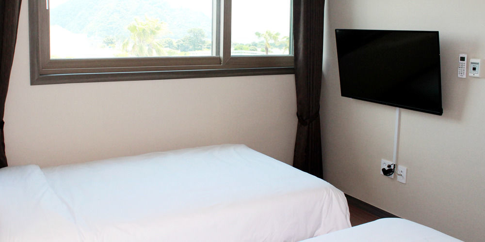 Hotel The Blue Jeju à Seogwipo Extérieur photo