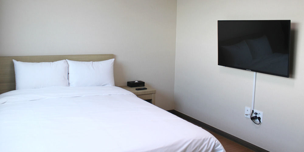 Hotel The Blue Jeju à Seogwipo Extérieur photo